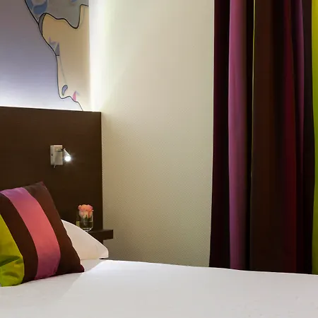 ホテル Liberte 4 Etoiles コルマール