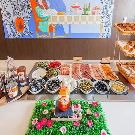 ホテル Liberte 4 Etoiles コルマール