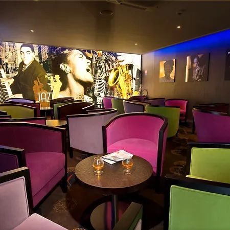 Liberte 4 Etoiles Hotel
