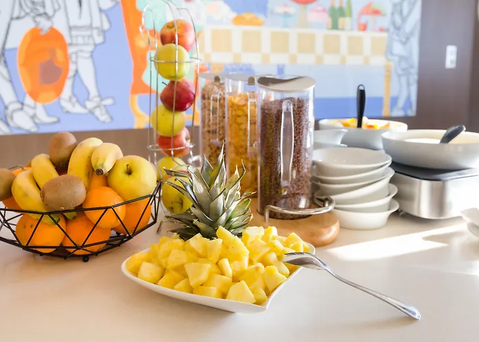 Liberte 4 Etoiles فندق كولمار