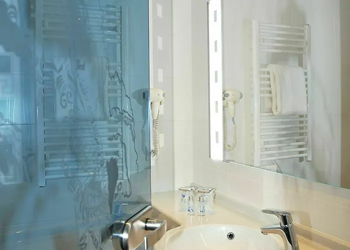 Liberte 4 Etoiles كولمار